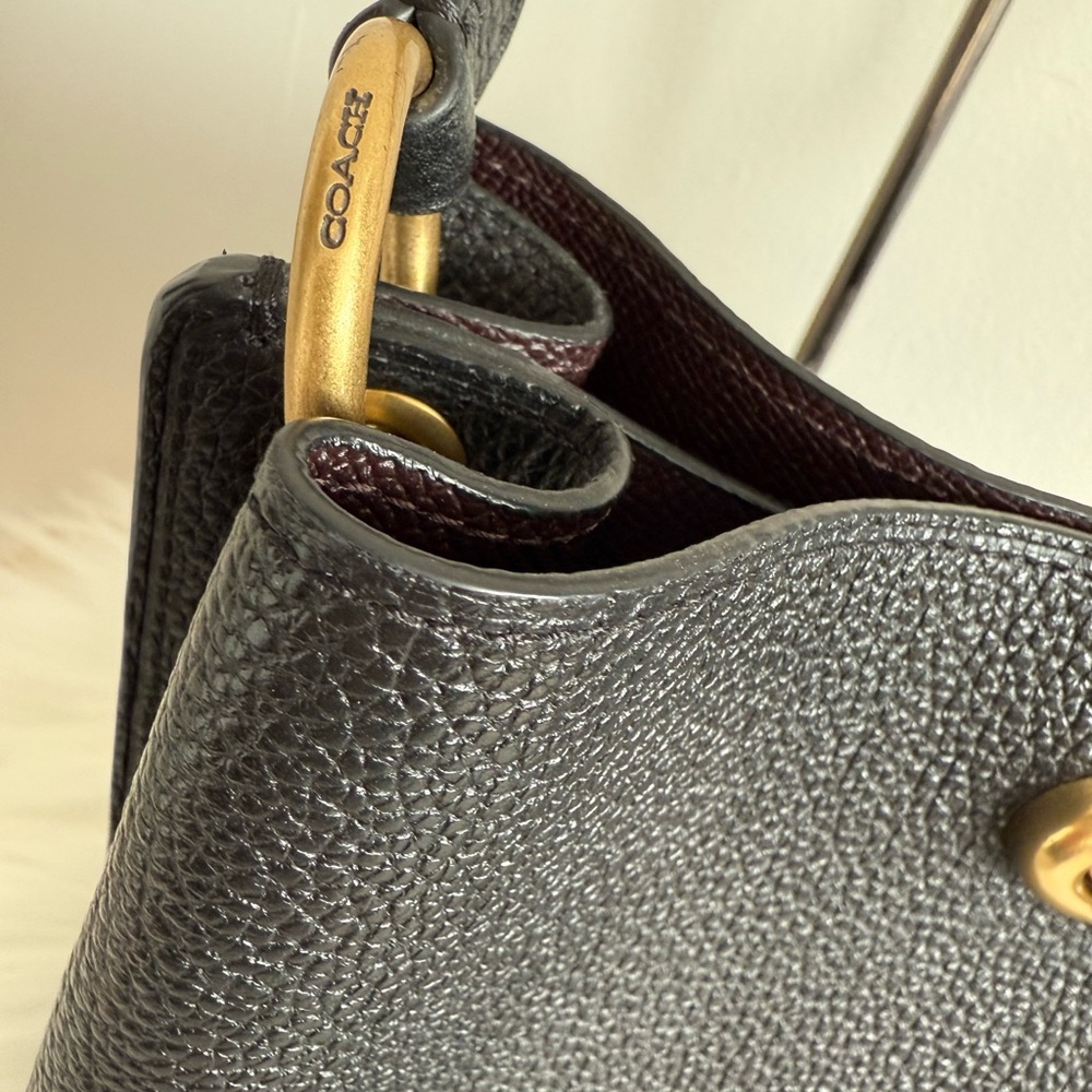 Coach bucket bag - Picture 3 of 14